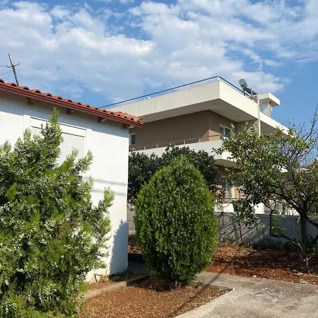 Apartment Likometi Ksamil